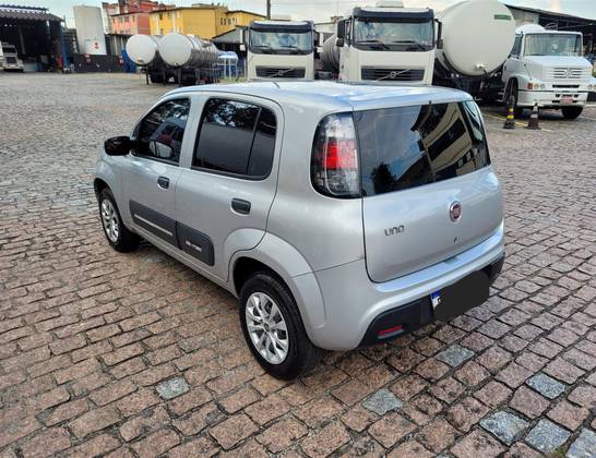 FIAT UNO 1.0 FIRE FLEX ATTRACTIVE MANUAL FIAT UNO 1.0 FIRE FLEX ATTRACTIVE MANUAL